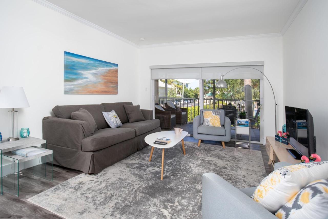 Beach Living At Plantation Village Blgs ジョージ・タウン エクステリア 写真