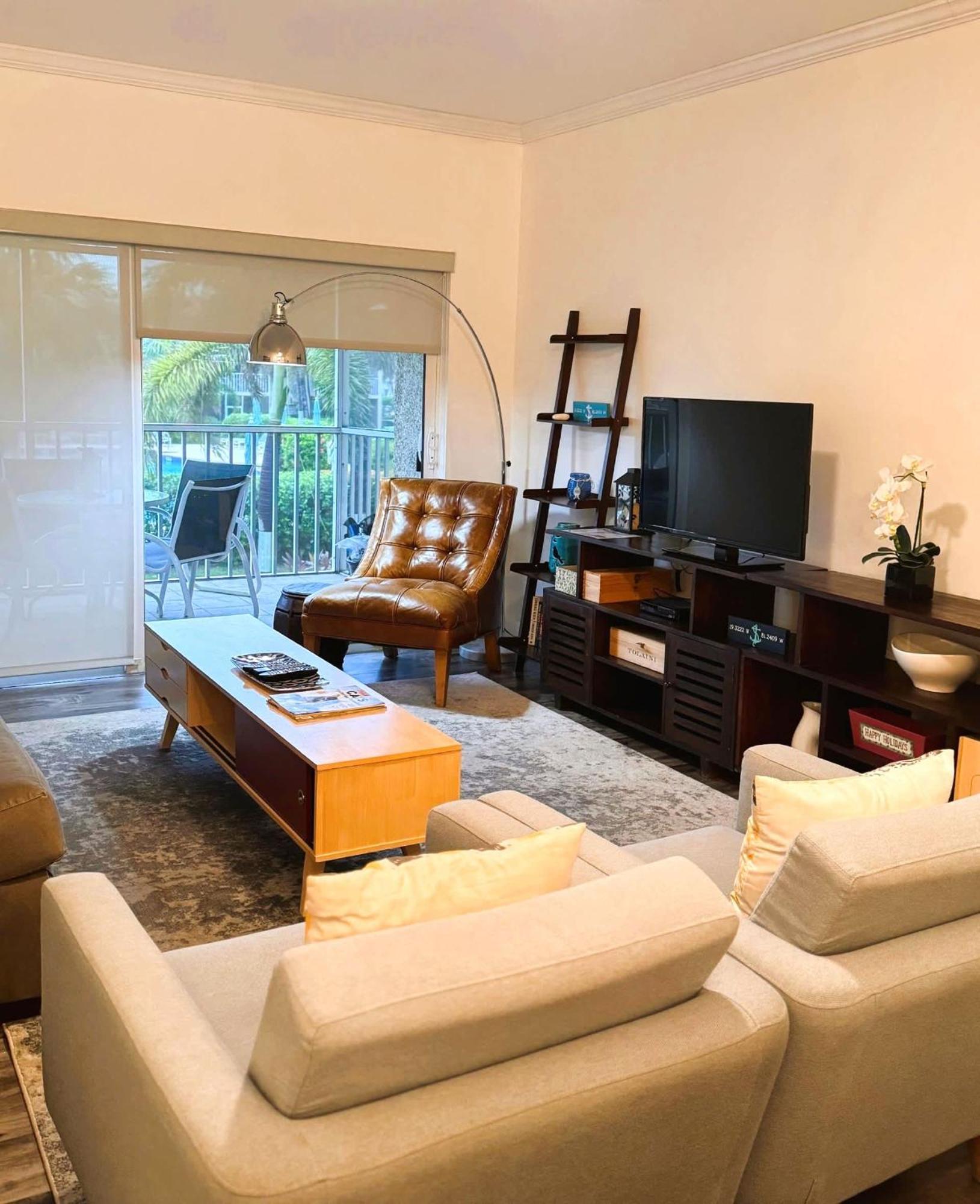 Beach Living At Plantation Village Blgs ジョージ・タウン エクステリア 写真